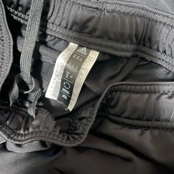 9 pair pants/shorts XXL - Picture 5 of 15